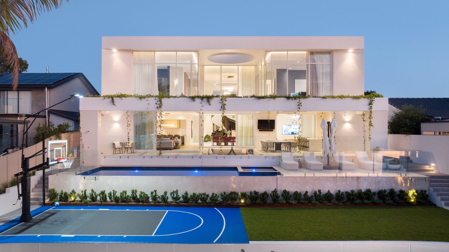 Record Sale Sets Gold Coast Luxury Property Market Abuzz as Capital